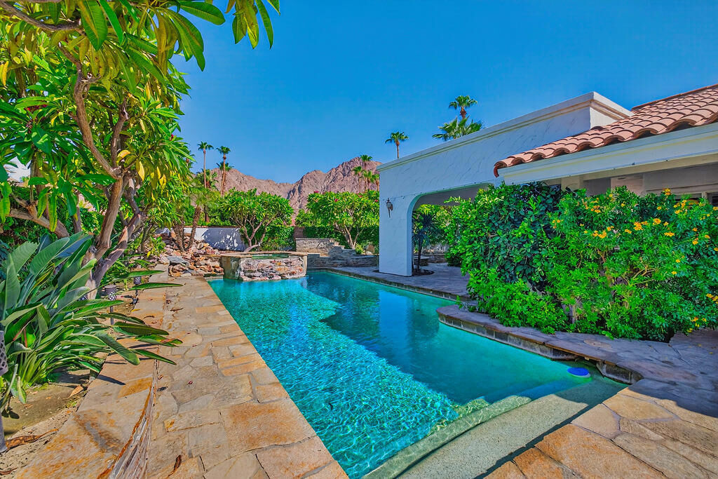 Property Photo:  48825 Avenida Anselmo  CA 92253 
