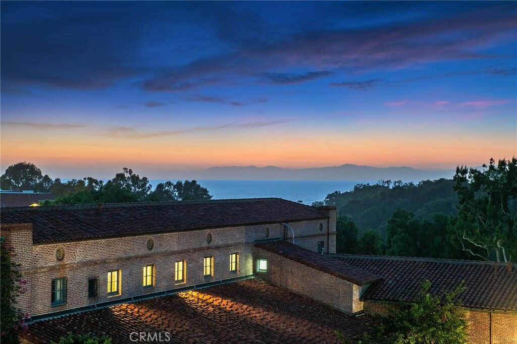 Property Photo: 2525 Via Campesina 304 CA 90274