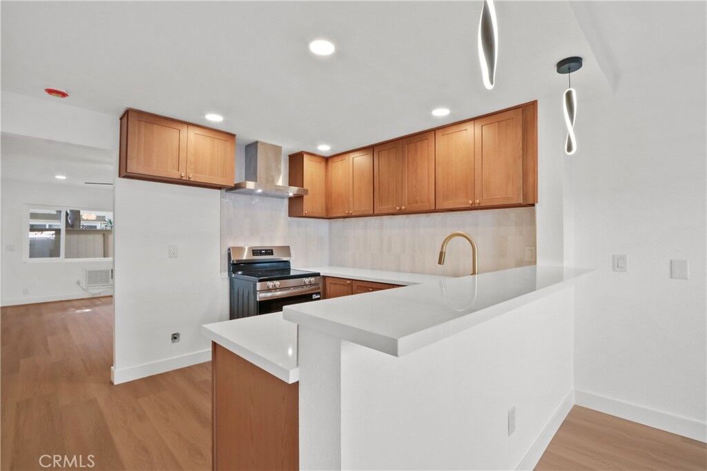 Property Photo: 655 W 6th A CA 92780
