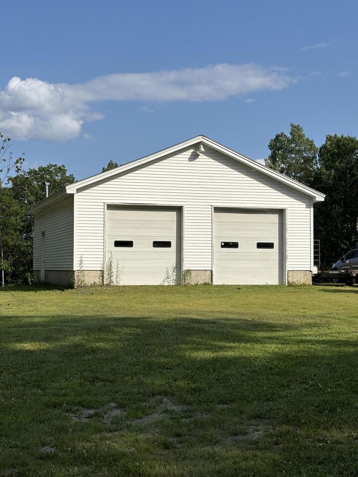Property Photo: 504 Neck Road ME 04345