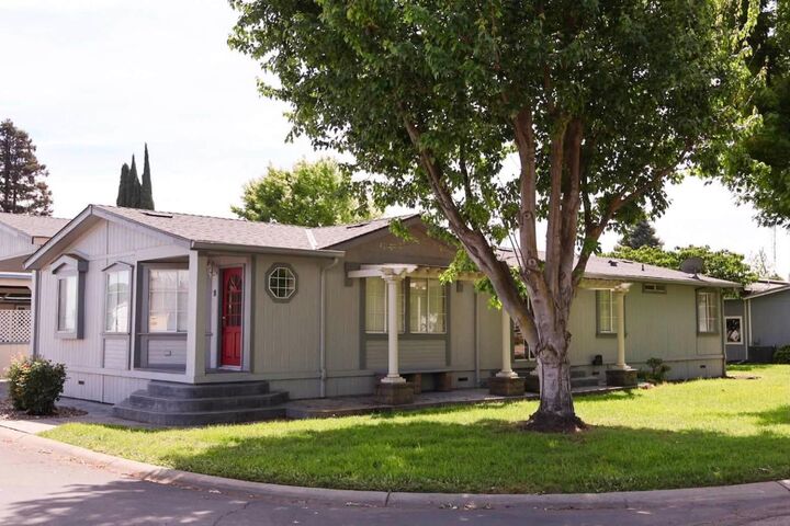 Property Photo:  8 Silverwood Court  CA 95242 