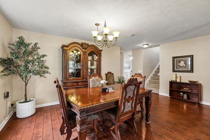 Property Photo: 5715 Roxbury Dr TN 37128