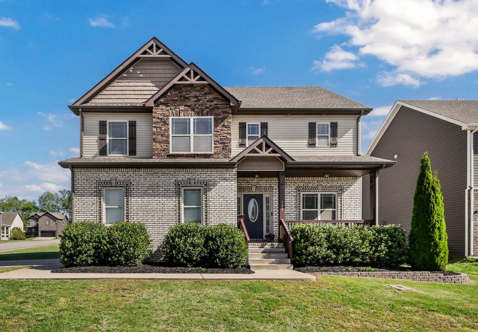 Property Photo: 109 Easton Dr TN 37043