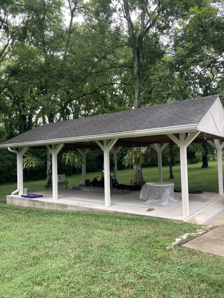 Property Photo:  206 W Meade Dr  TN 37205 