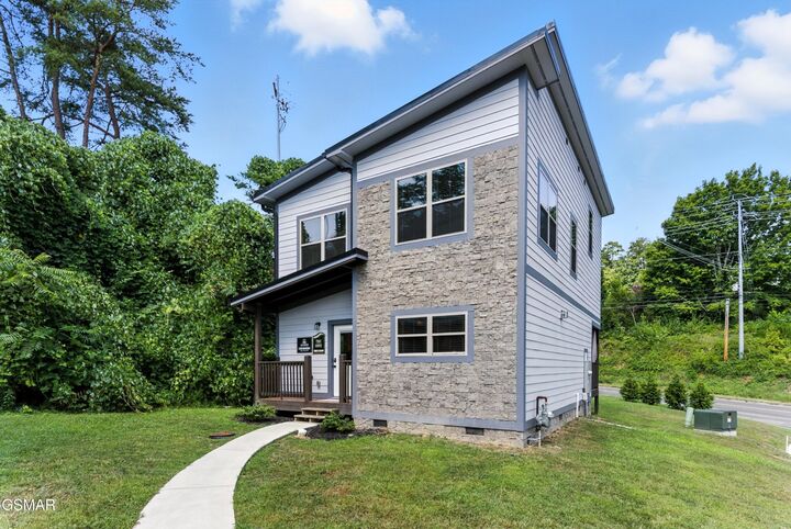 Property Photo: 576 Dollywood Lane Unit 1 TN 37863