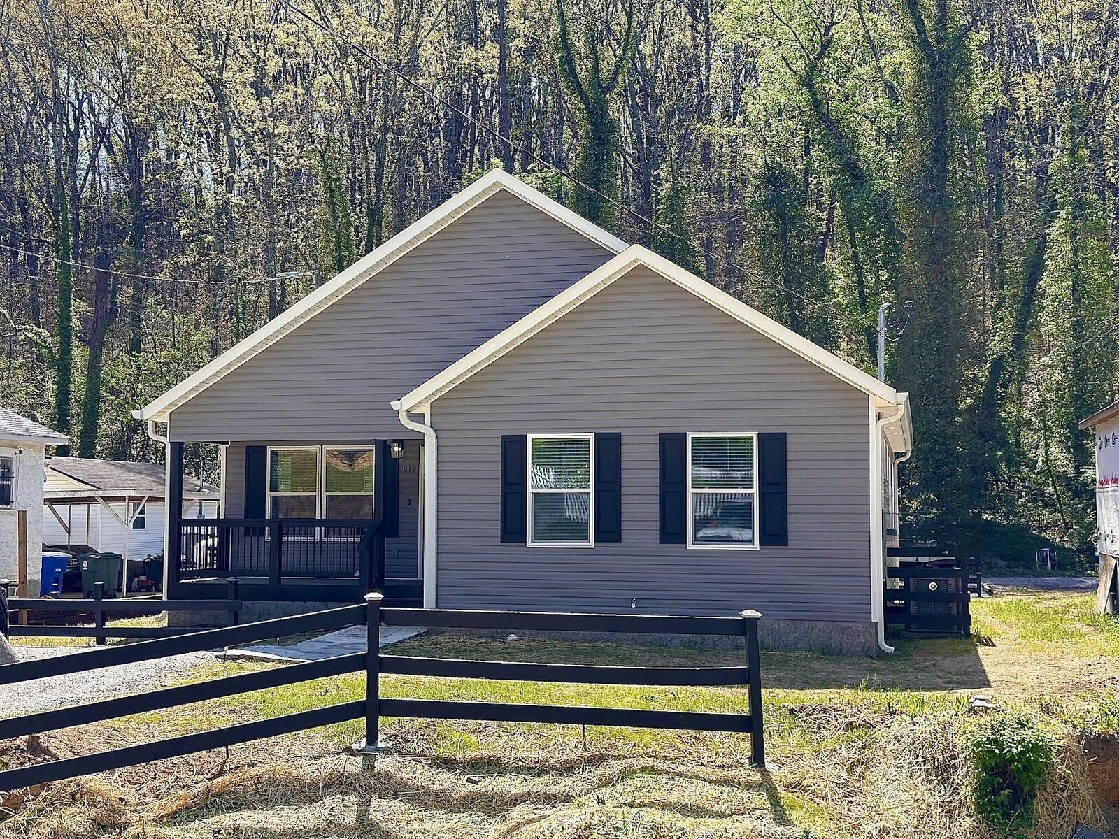 Property Photo:  918 Shallowford Road  TN 37411 