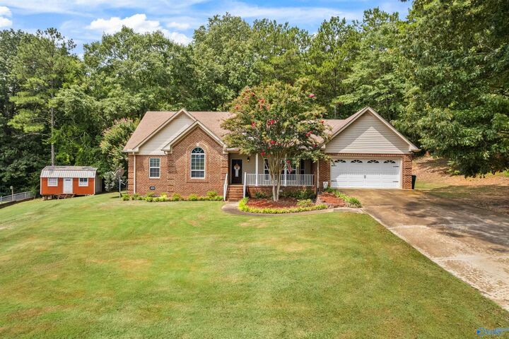 Property Photo:  125 Taylor Ridge Road  AL 35983 