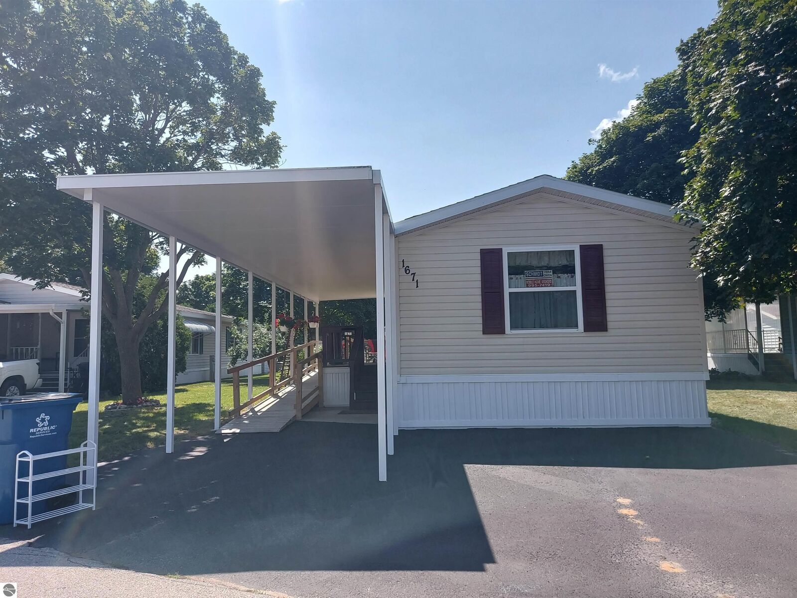 Property Photo: 1671 David Place MI 49686