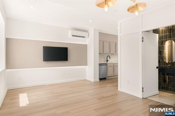 Property Photo:  69 Chestnut Street  NJ 07644 