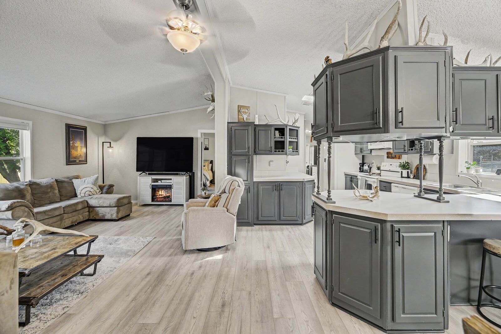 Property Photo: 3000 Villard Avenue 149 MT 59601