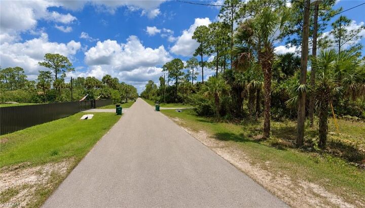 Property Photo:  Xxx 40th Ave SE  FL 34117 