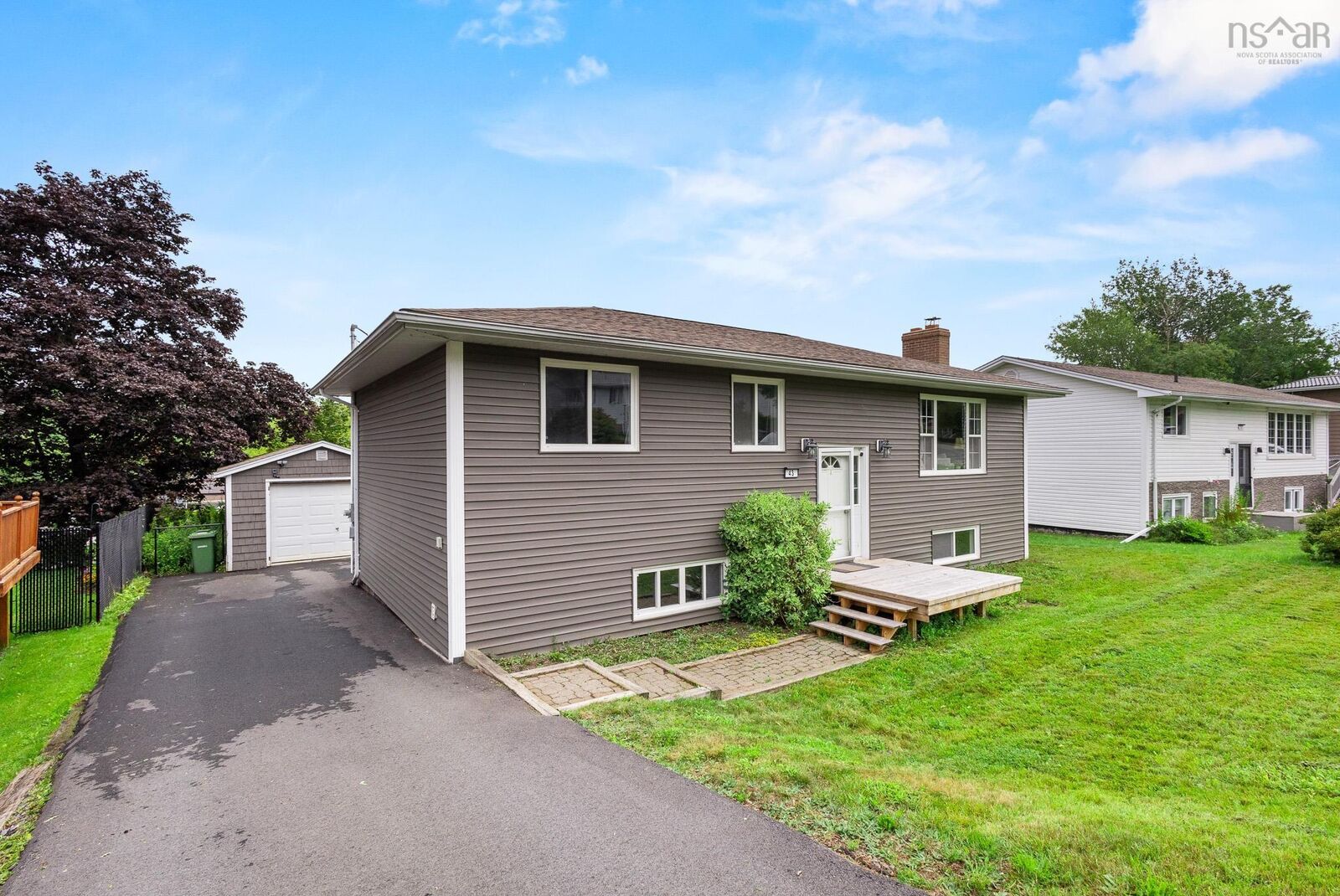 Property Photo: 43 Candlewood Lane NS B4C 1A6