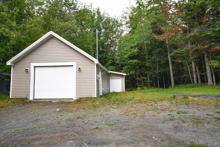 Property Photo: 2324 Beaver Bank Road NS B4G 1E5