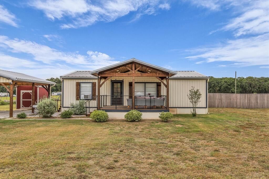 Property Photo:  1810 Mary Ware Drive  TX 76705 