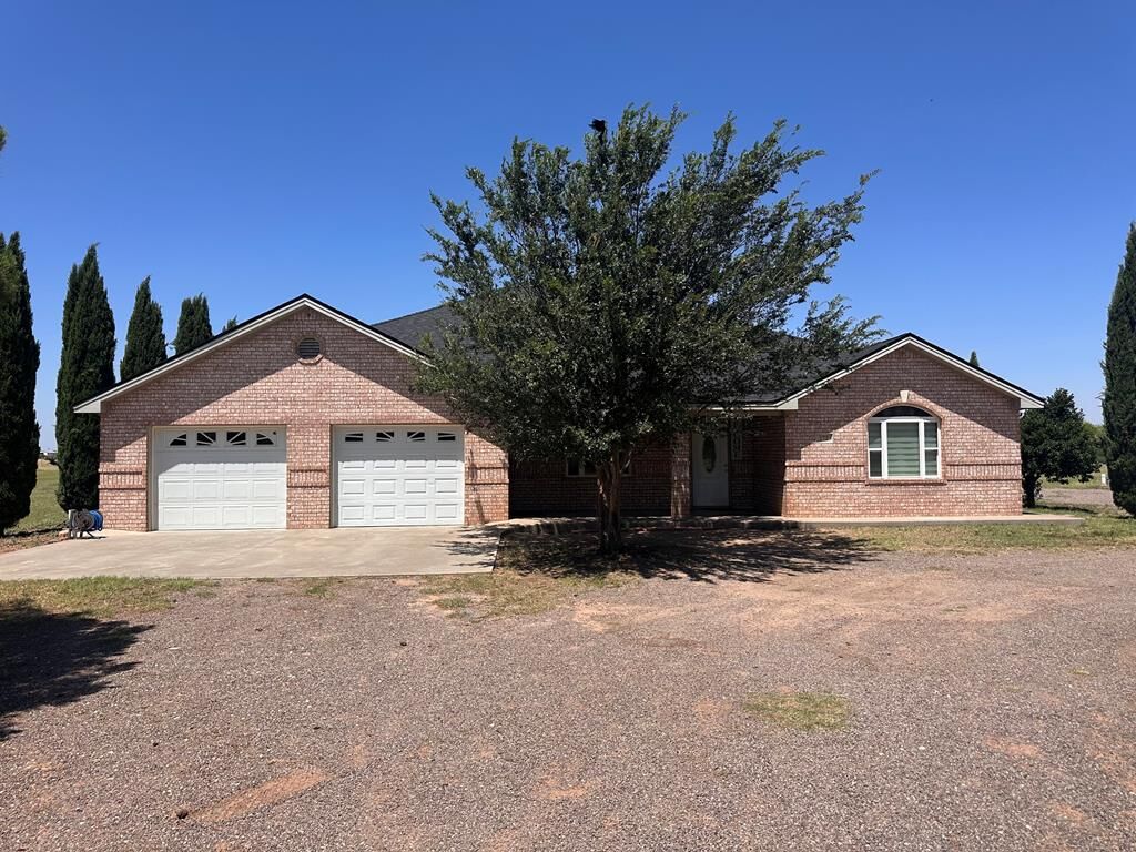 Property Photo: 172 Fm 1429 South TX 79360
