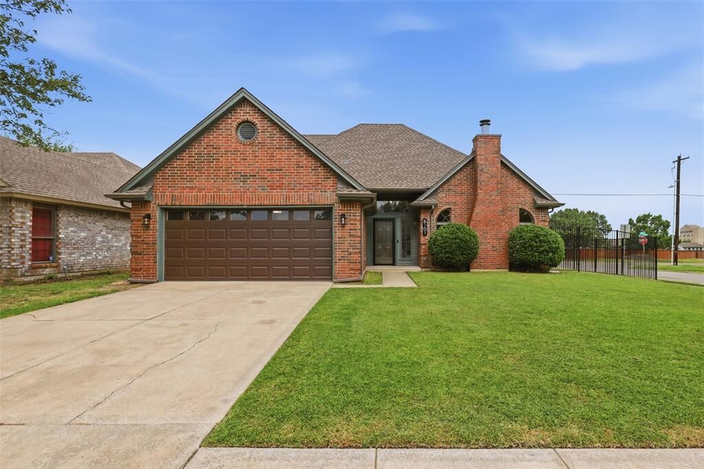 Property Photo: 8101 Timothy Lane OK 73135
