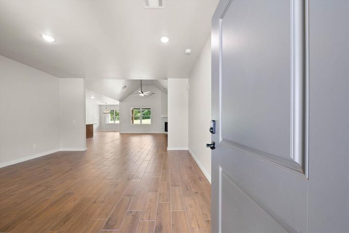 Property Photo: 201 Canyon Creek Lane OK 73044