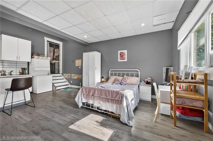 Property Photo: 56 East 32nd Street ON L8V 3R6