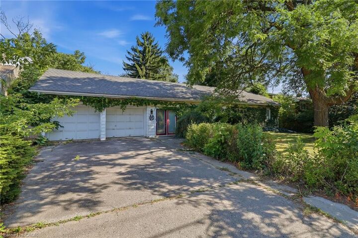 356 Thompson Road — photo 1