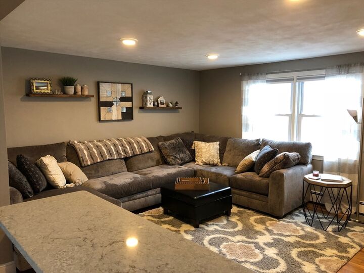 Property Photo:  1044 Main St 2  MA 02176 