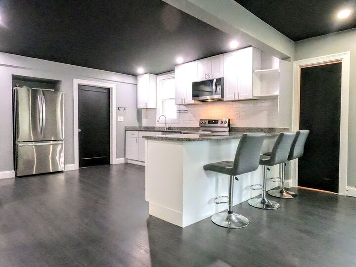 Property Photo:  2 Sunnyside St. 1  MA 02130 