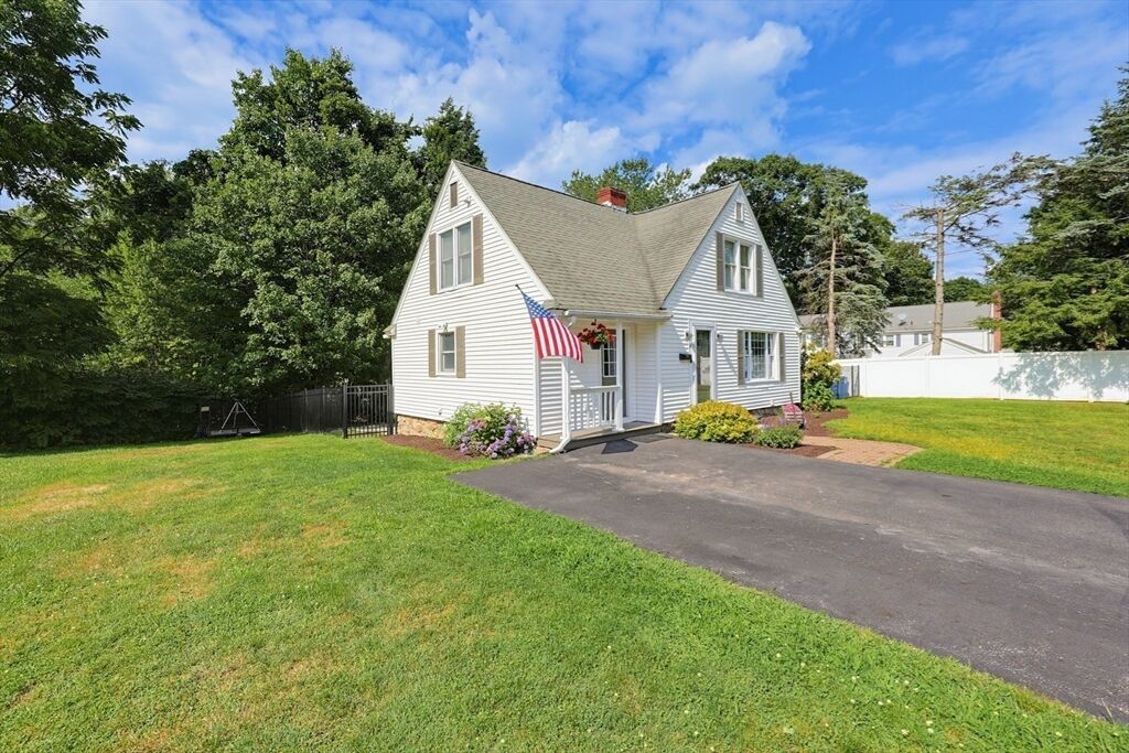 Property Photo: 4 Loring St MA 01501