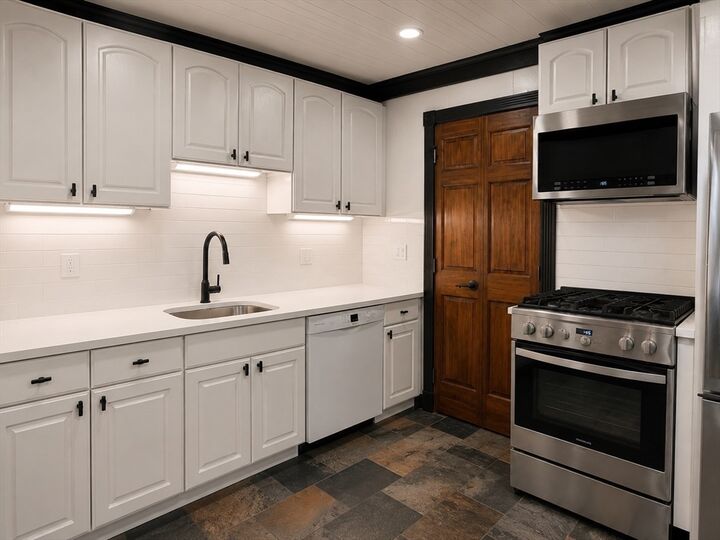 Property Photo:  8 Locke St  MA 02140 