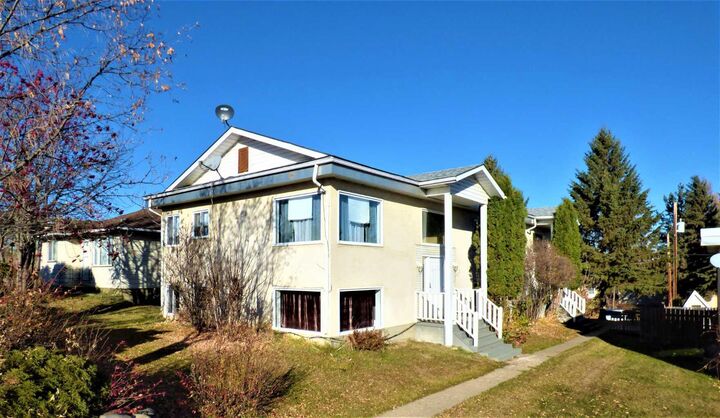 Property Photo: 10322 104 Avenue AB T0A 2C0