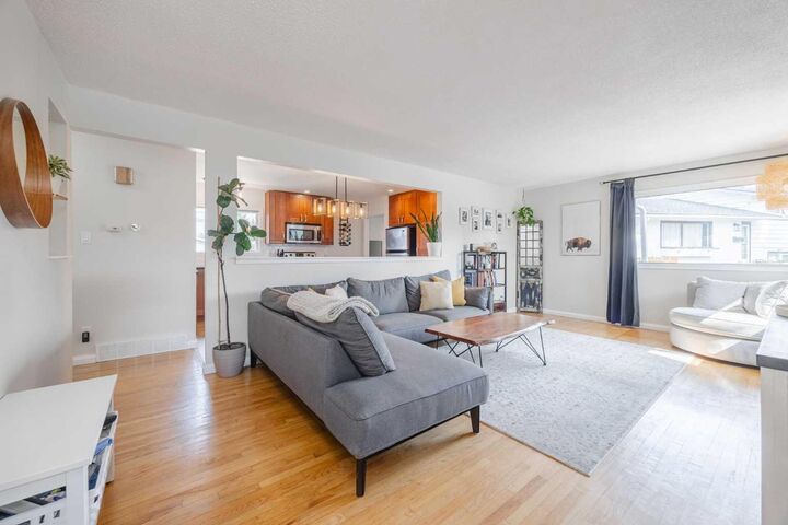 Property Photo: 60 Fairview Crescent SE AB T2H 0Z6