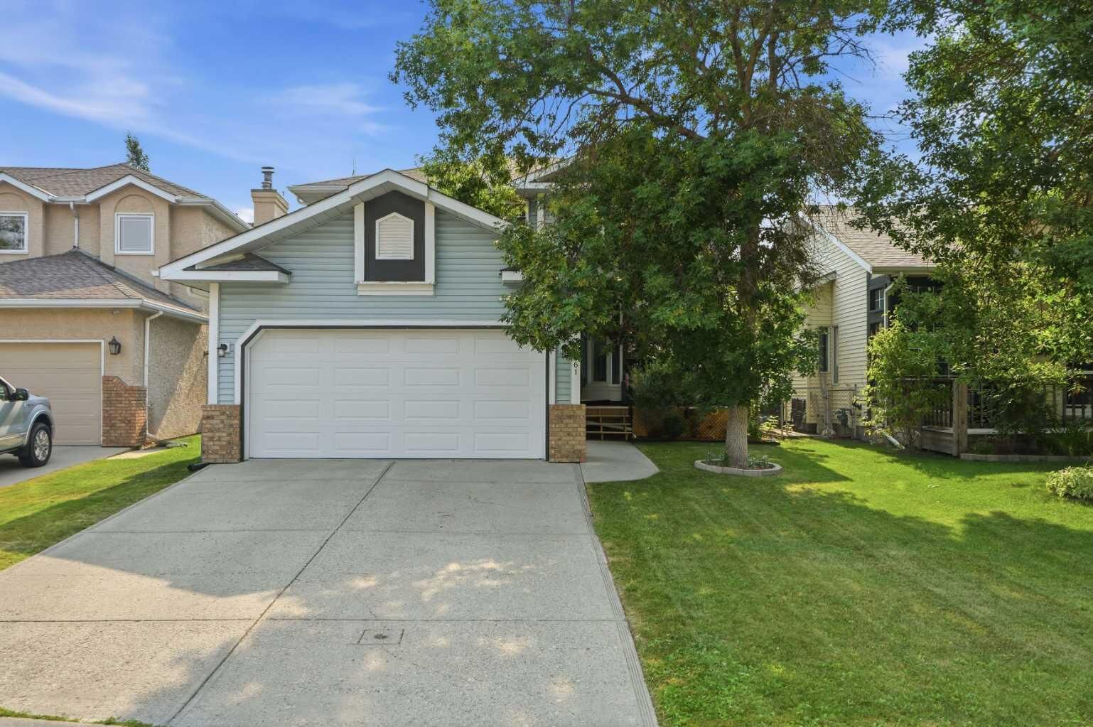 Property Photo: 161 Douglasbank Way SE AB T2Z 1V7