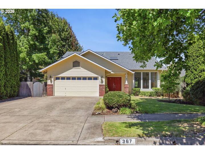 Property Photo:  367 Lynnbrook Dr  OR 97404 