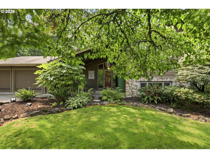 Property Photo:  2515 NE 104th St  WA 98686 