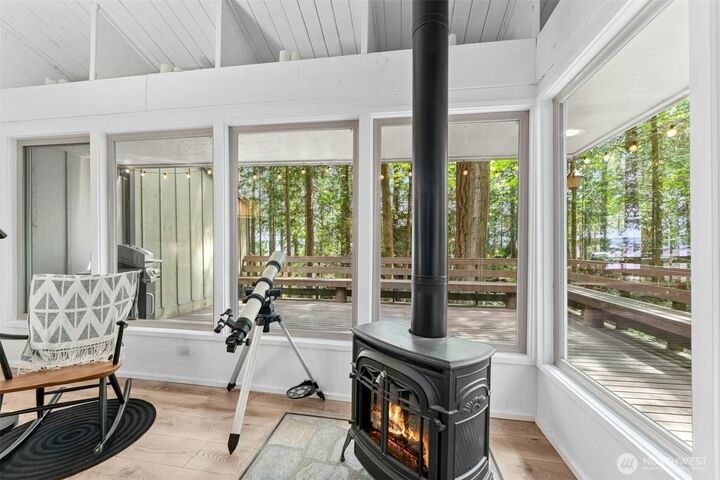Property Photo:  201 E Cutty Sark Drive  WA 98584 