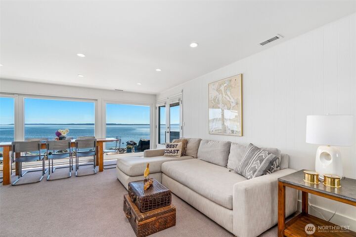 Property Photo: 2556 Sunlight Beach Road WA 98236