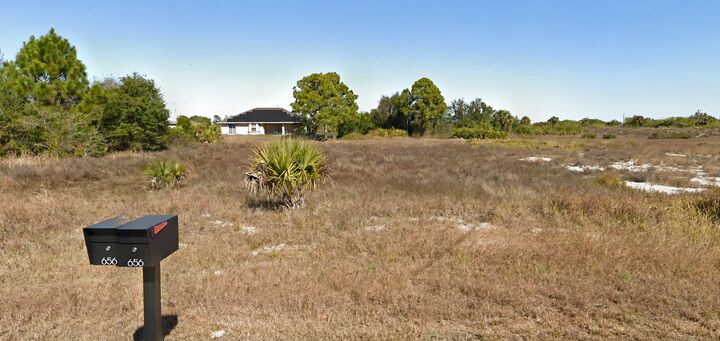 Property Photo:  655 Clancy Street E  FL 33974 