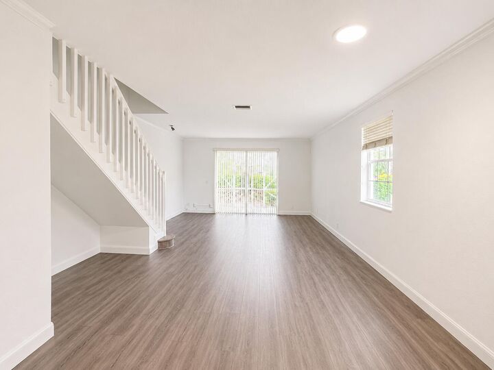 Property Photo: 3660 San Simeon Circle FL 33331