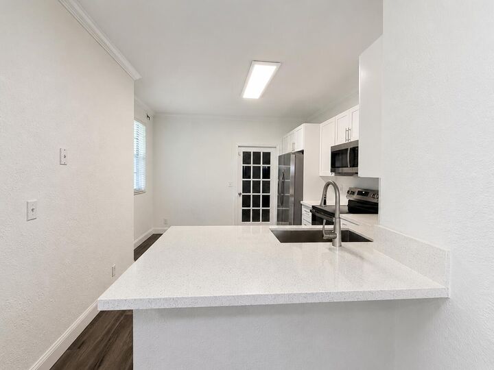 Property Photo:  3660 San Simeon Circle  FL 33331 