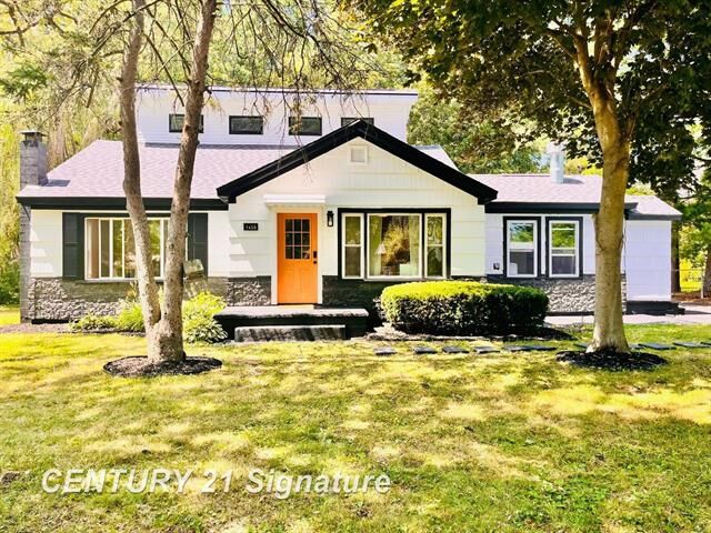 Property Photo: 1450 Timothy Street MI 48638