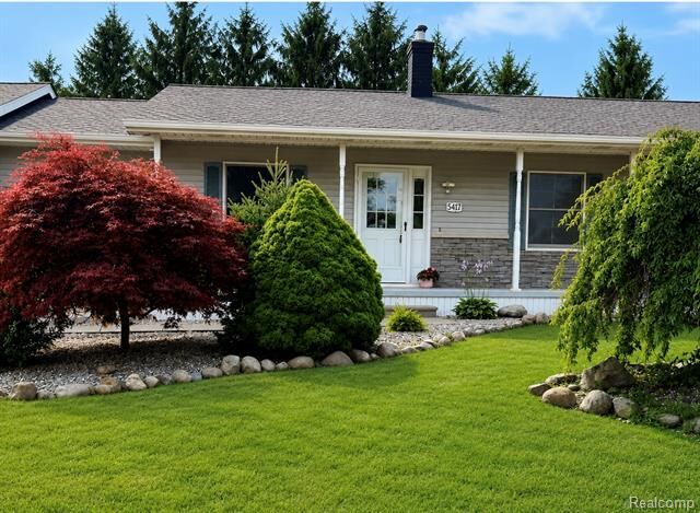 Property Photo: 5417 North Road MI 48049