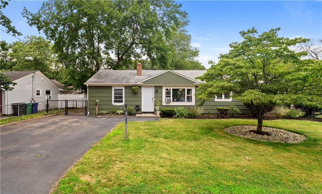 Property Photo:  51 Torrington Drive  RI 02889 