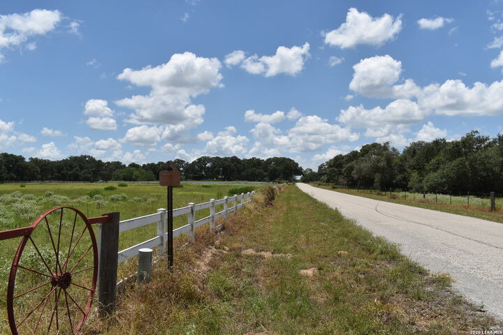 Property Photo: Tbd Cr 444 TX 77995