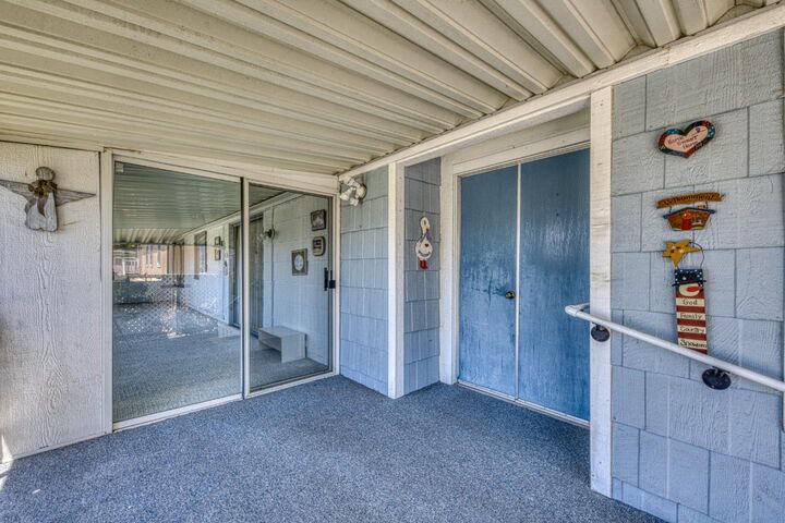 Property Photo: 150 Kern Street 33 CA 93905