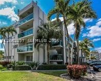 Property Photo: 8461 Springtree Dr 107A FL 33351
