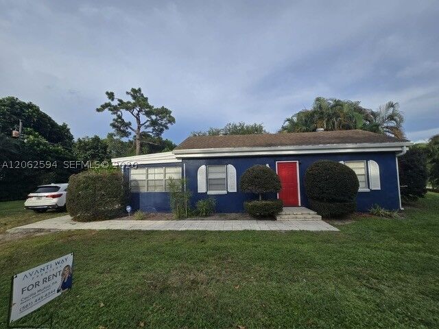 Property Photo:  15138 Harrison Rd  FL 33484 