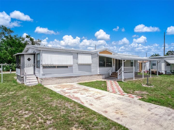 Property Photo: 4717 Orange Blvdd FL 33870