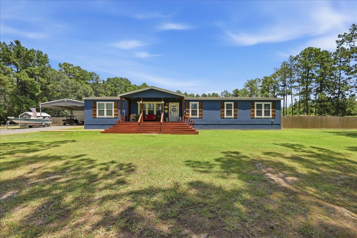 Property Photo:  259 County Road 738  TX 77612 