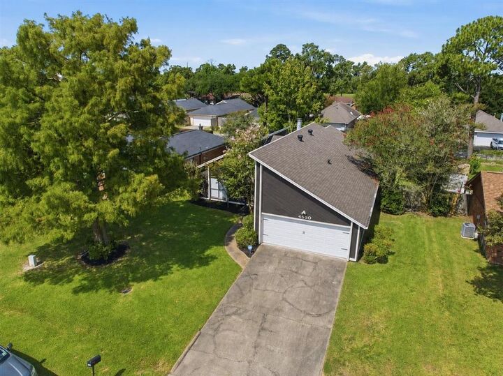 Property Photo:  4550 W Meadow Lane W  LA 70605 