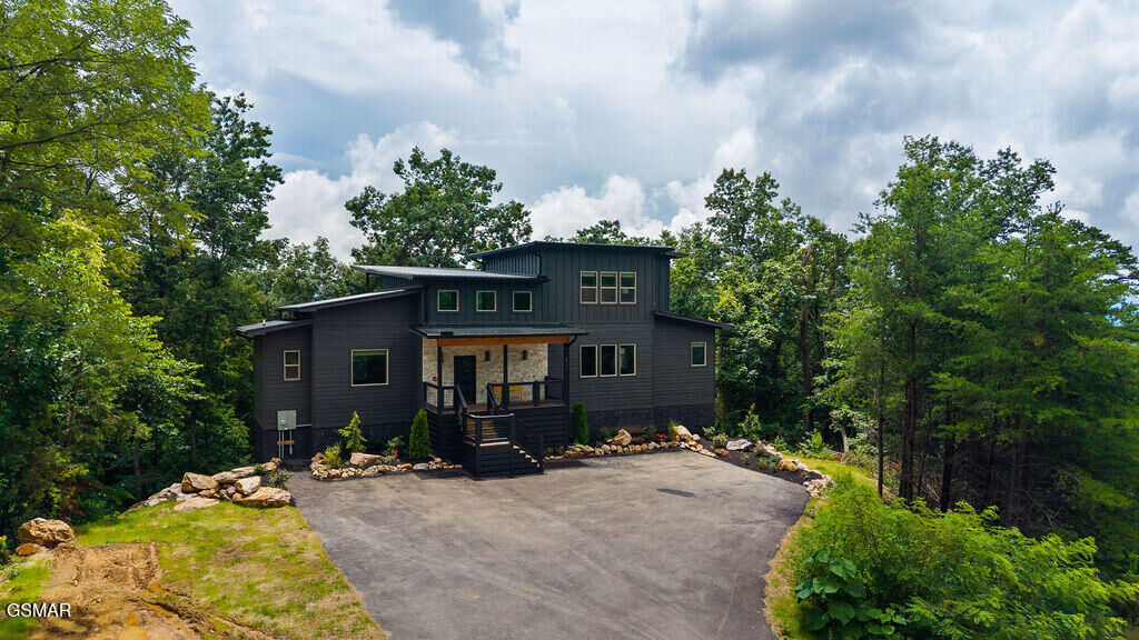 Property Photo:  1870 Mountain Ash Way  TN 37876 
