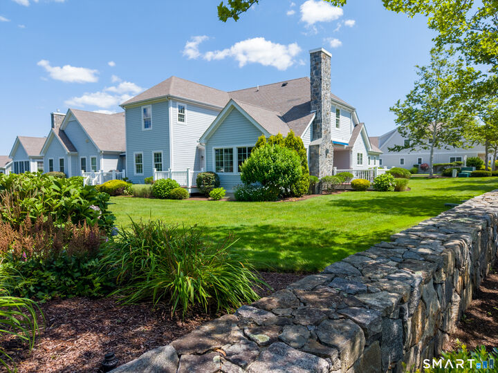 Property Photo: 101 Sunrise Hill Circle 101 CT 06477