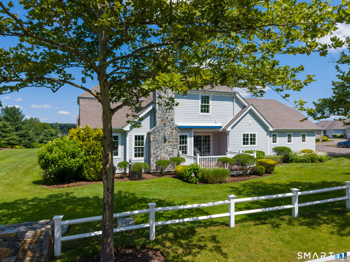 Property Photo:  101 Sunrise Hill Circle 101  CT 06477 